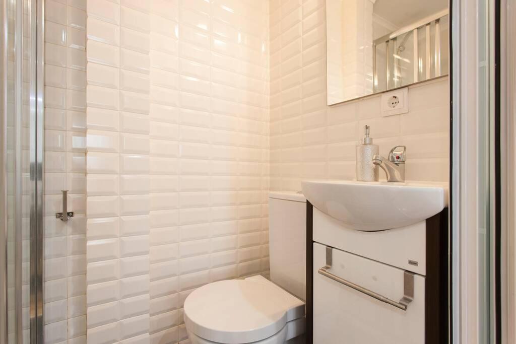 Charming Studio In Mouraria Lisboa Ngoại thất bức ảnh